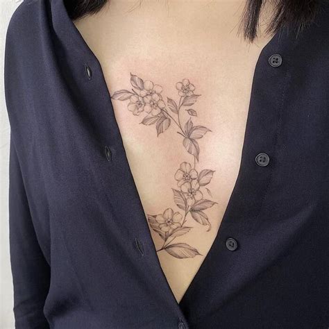 female small sternum tattoo|12+ Feminine Sternum Tattoo Women’s That Will Blow Your。